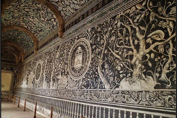 Murals along the walkway.