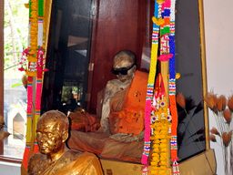 Luang Pho Dang