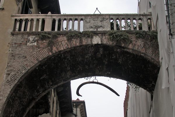 Arco della Costa