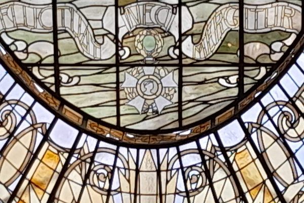 “Fluctuat nec mergitur”
