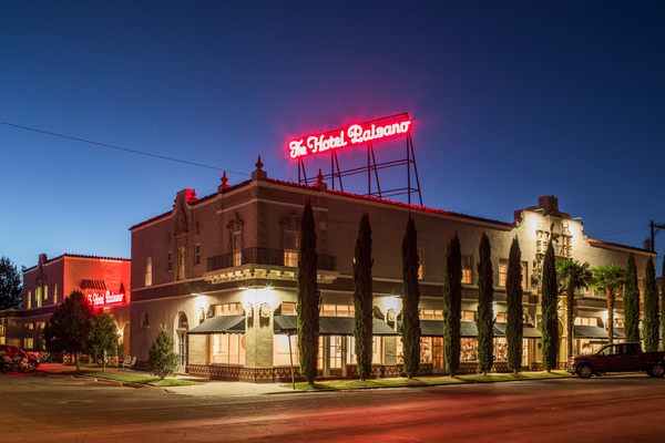 Hotel Paisano