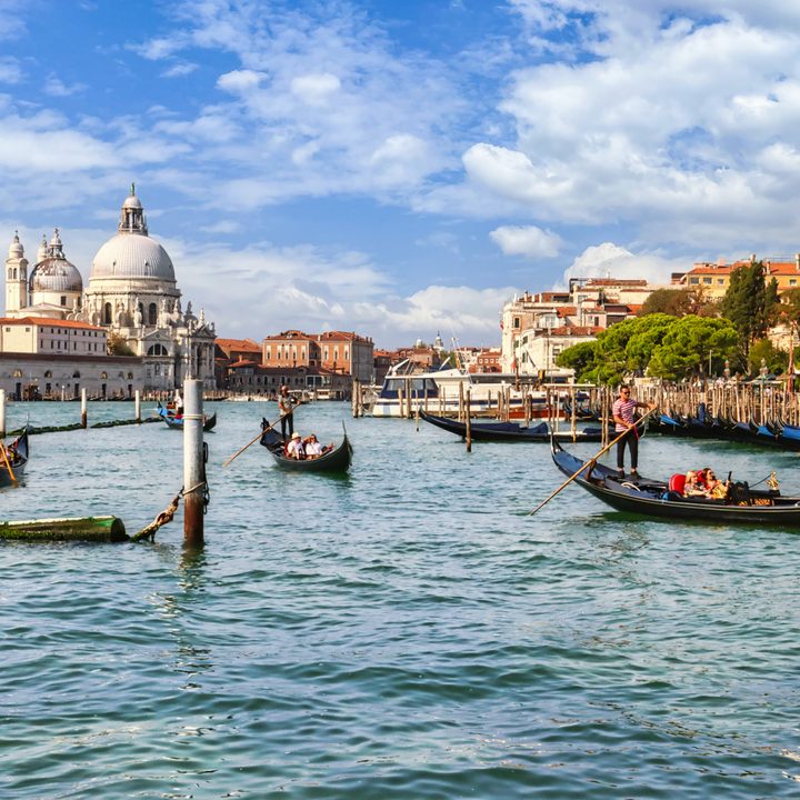 A view of the canal.